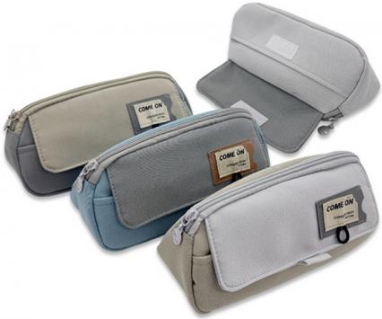 Пенал-косметичка Intelligent "Треугольный" с наружным карманом на молнии, с нашивкой